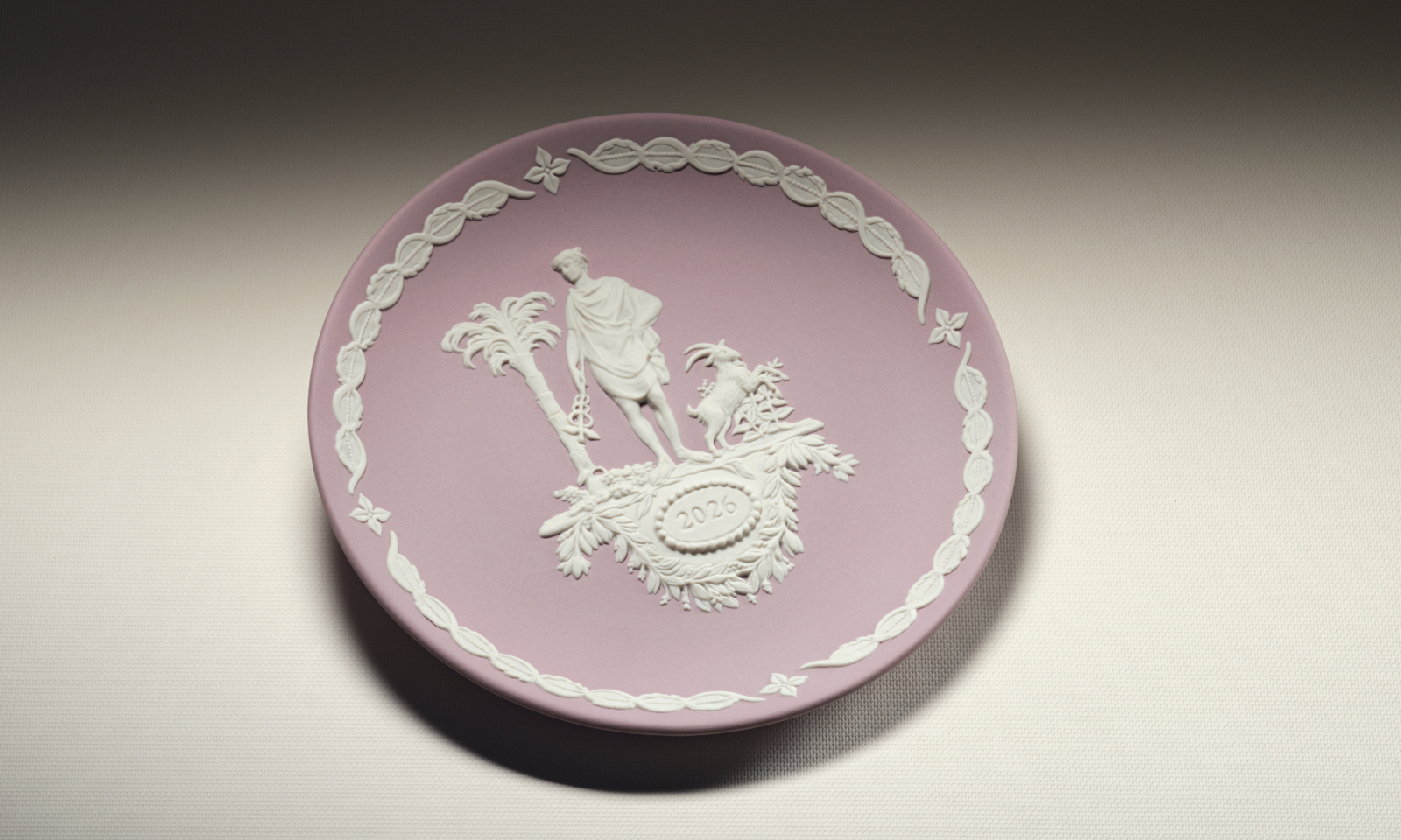 ド*ミ様 ウェッジウッド　ジャスパー希少カラー　大型キャスター ジャスパースペシャルセール|WEDGWOOD公式オンラインストア